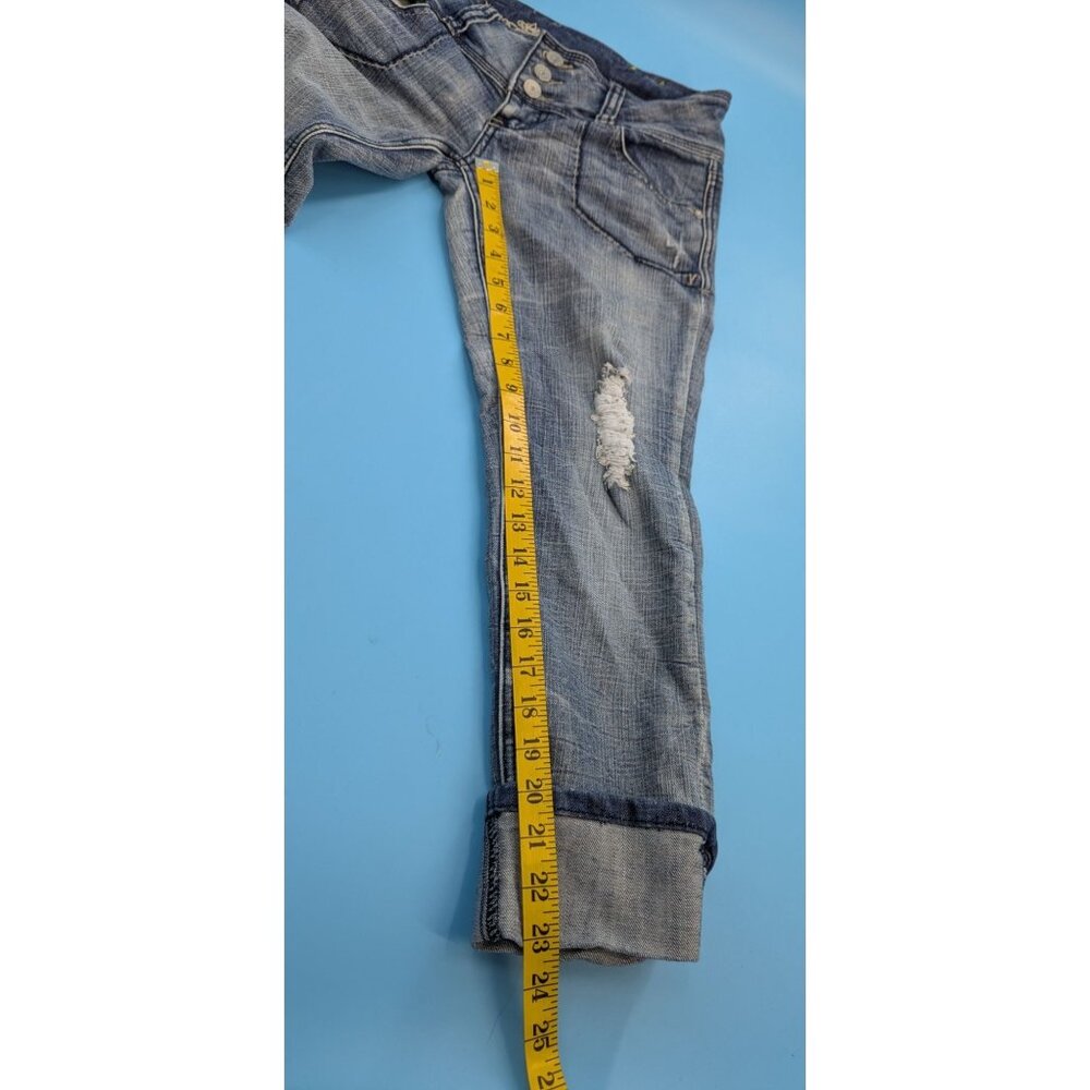 Almost Famous Button Up Cuffed Capri Vintage - image 5